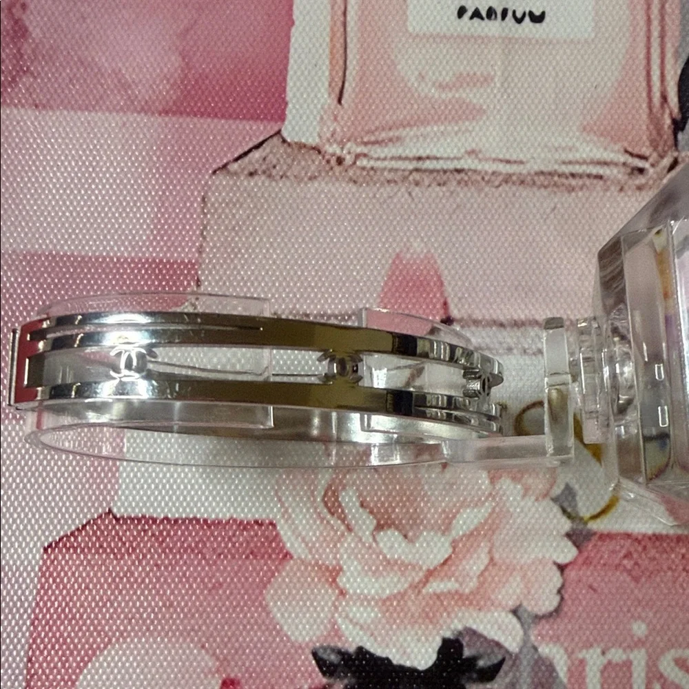 18k gold plated stainless steel waterproof Elegant Silver Women's Bracelet - Picture 4 of 5
